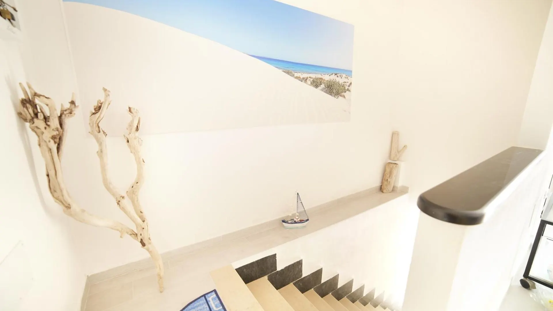Followthesun- Camera Fronte Mare Portoscuso Guest house