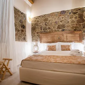 Moon's Tower Suite&rooms Guest house